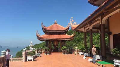 Tour du lịch tâm linh: Hà Nội - Đền Cửa Ông - Cô Bé Cửa Suốt - Đền Cái Bầu