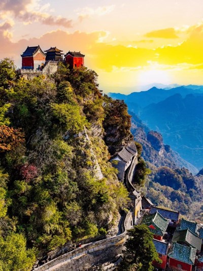 Tour du lịch Trung Quốc: Tam Hiệp - Sông Dương Tử - Núi Võ Đang - Thần Nông Giá 6N5Đ